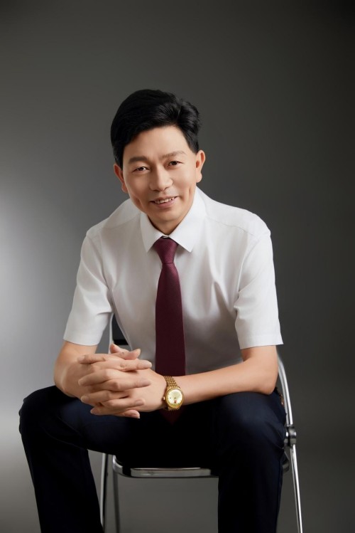 铁血荣光，共铸八一魂访 当代中医事业奠基人李乘伊院士 荣获担任：中国中医专家委员会常务主席