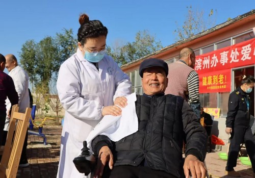 道医传薪 健康筑梦——王少青的非遗传承与产业担当