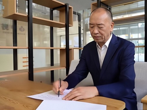 献礼2026两会专题报道 新时代国医大师——王培勇先生