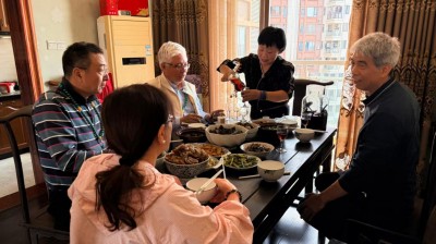 桃李满南粤：师者刘蔓榕微光成炬，照亮两代粤企的“再建”征程